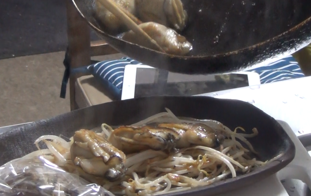 牡蠣の簡単おいしい人気レシピ＝カキのポンバター焼き